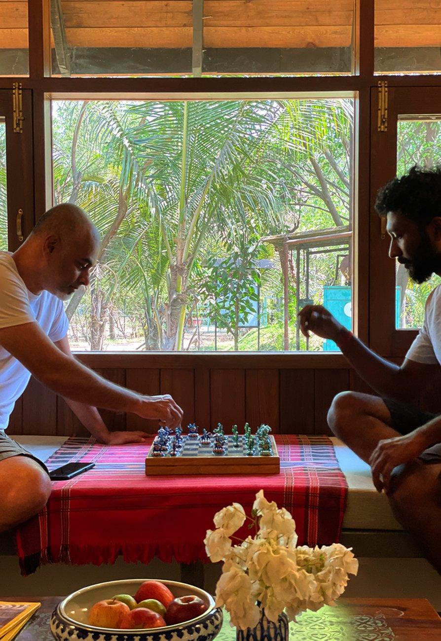 chess_894X1300.jpg